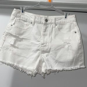 White American Eagle Super-stretch shorts size 6